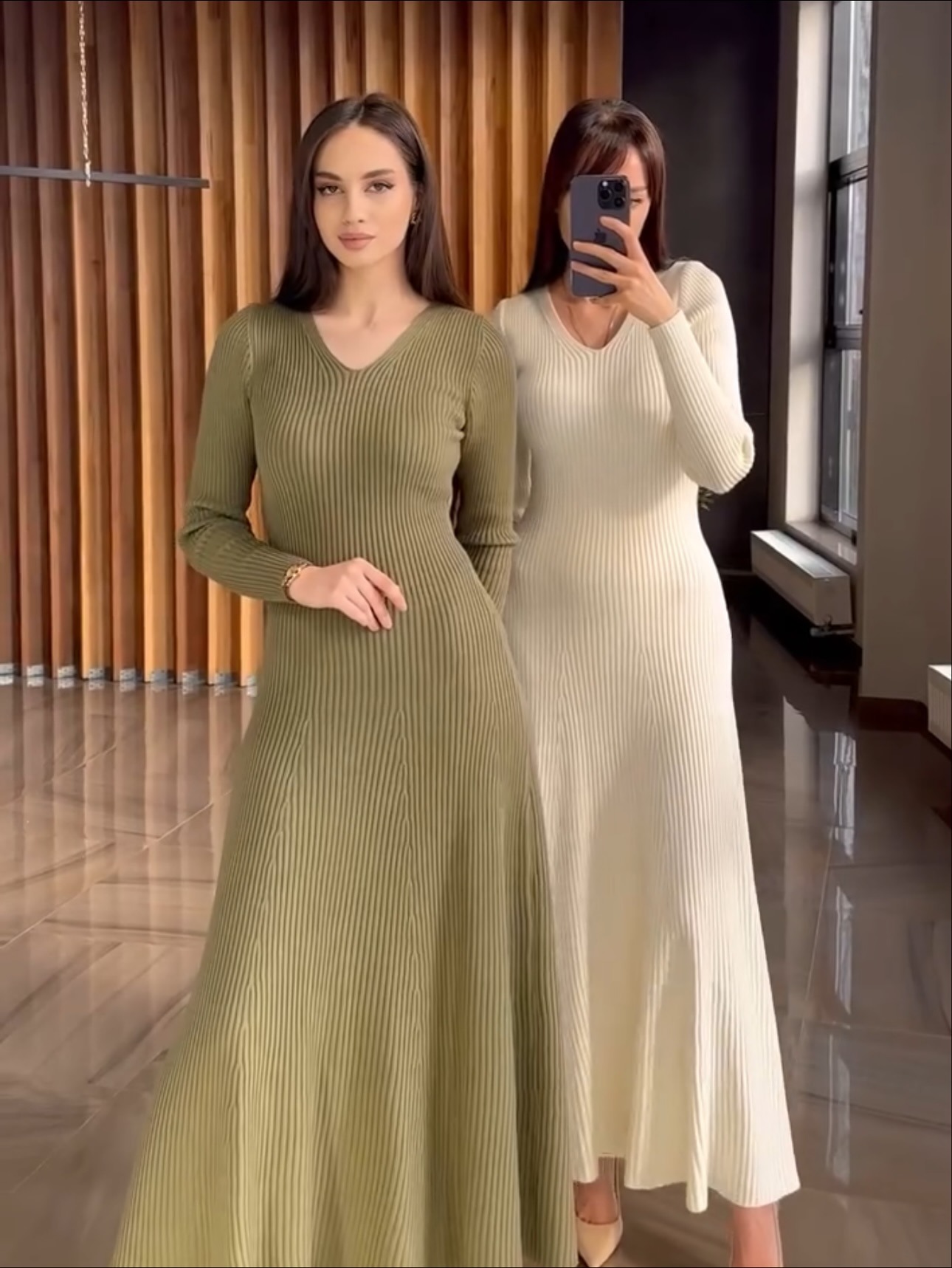 Robe Longue en Maille Côtelée Élégance