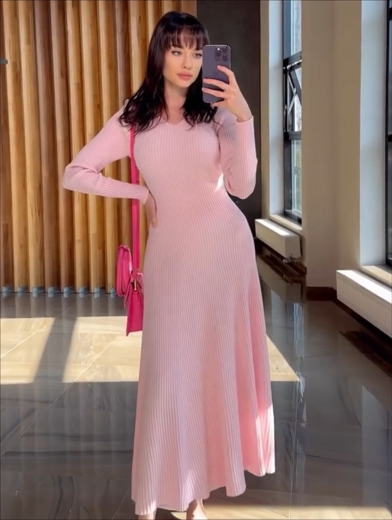 Robe Longue en Maille Côtelée Élégance - Image 7